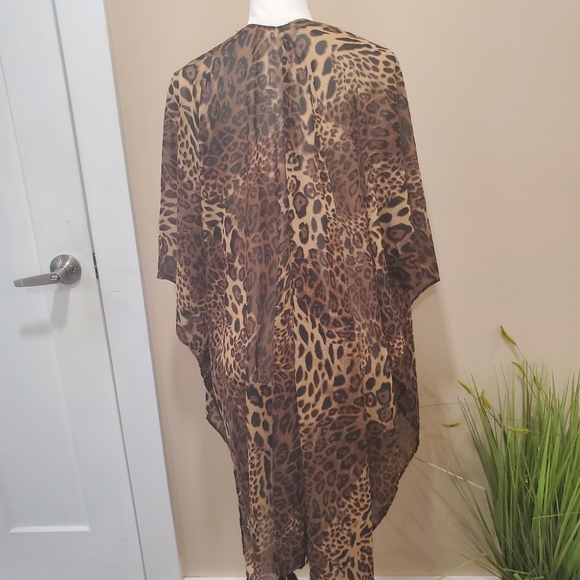 Ultra pink chiffon leopard poncho swim cover up - Picture 2 of 6